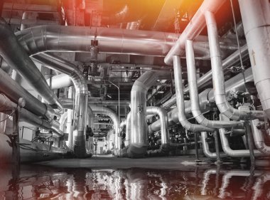 ekipman, kablolar ve borular