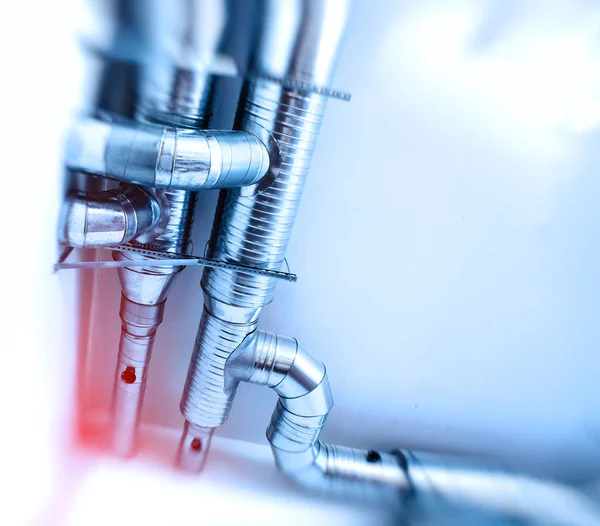 A légkondicionáló szellőző csövek. Tónusú kép. Motion blur — Stock Fotó