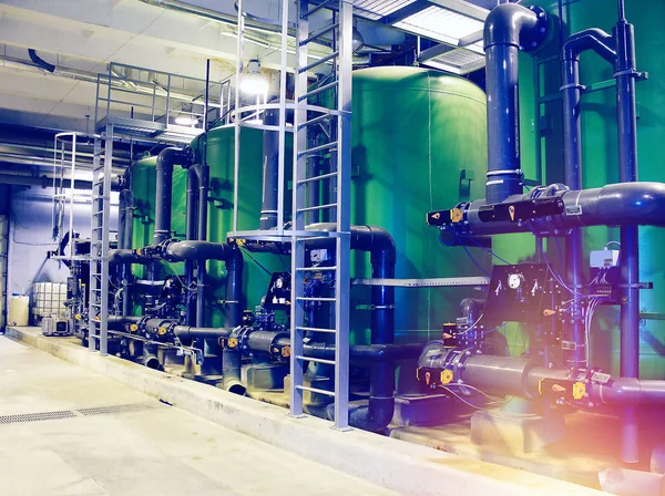 Tanques de tratamiento de agua en la central eléctrica —  Fotos de Stock