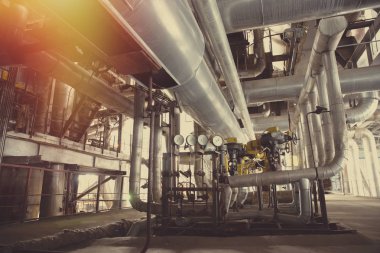 donanımları, kablolar ve borular modern Endüstr içinde bulunan