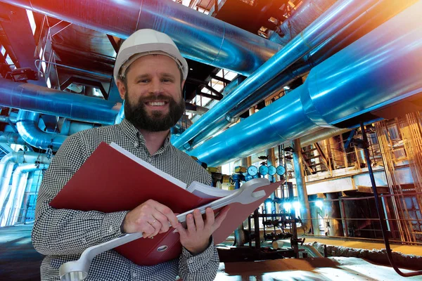 Fabrika ekipmanına karşı manuel okuma mühendisi