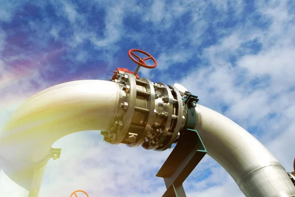 Valves against blue sky — Stock Photo, Image