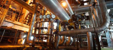 donanımları, kablolar ve borular modern Endüstr içinde bulunan