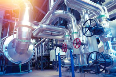 donanımları, kablolar ve borular modern Endüstr içinde bulunan