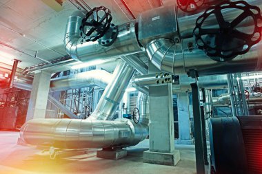 donanımları, kablolar ve borular modern Endüstr içinde bulunan