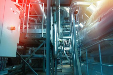 donanımları, kablolar ve borular modern Endüstr içinde bulunan