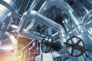 donanımları, kablolar ve borular modern Endüstr içinde bulunan