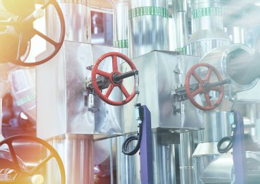 donanımları, kablolar ve borular modern Endüstr içinde bulunan