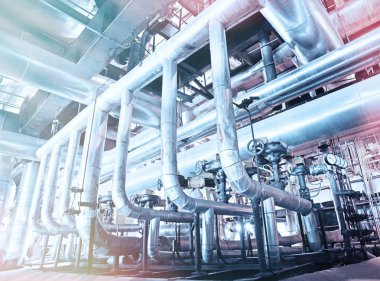 donanımları, kablolar ve borular modern Endüstr içinde bulunan