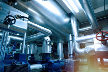 farklı boyut ve şekilli boru, Vana ve pompa bir güç pl