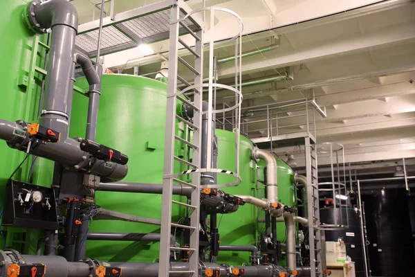 Tanques de tratamiento de agua en la central eléctrica —  Fotos de Stock