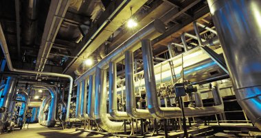 donanımları, kablolar ve borular modern Endüstr içinde bulunan