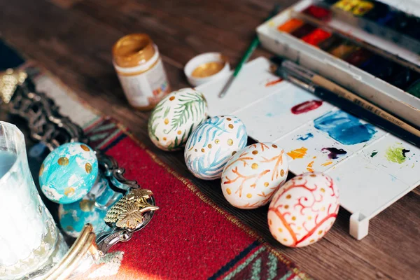 boyalı Paskalya yumurtaları