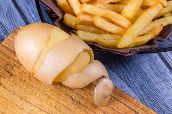 Patates cipsi, patates kızartması arka planı, yakın plan.