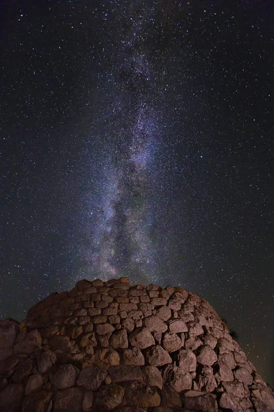 Nuraghe La Prisgiona gece
