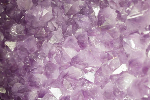 Amethyst minerální zblízka Stock Obrázky