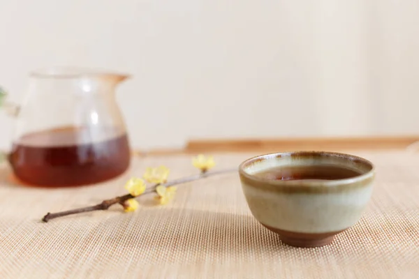 Chinese kungfu tea,Chinese lifestyle, drinking tea scene — Stock Photo, Image