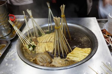 Salamura sebze pişmiş tarafından çeşitli baharatlar