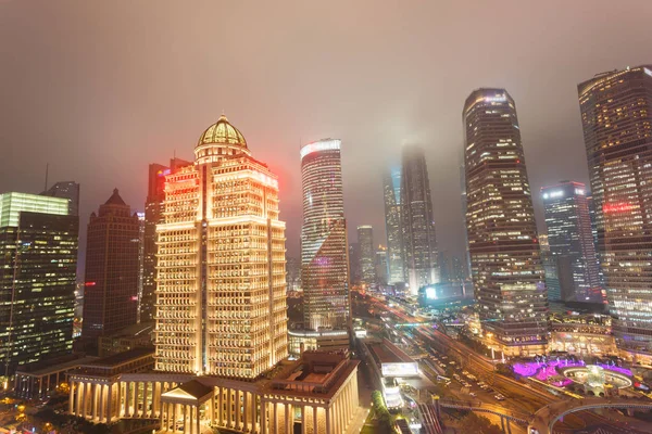 현대 도시 야경, 푸동 Lujiazui, 상하이, — 스톡 사진