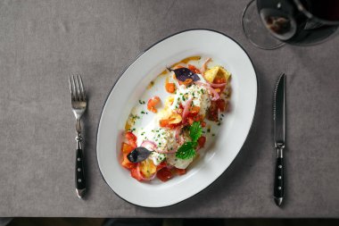 Omlet soslu omlet sosu iştah açıcı.