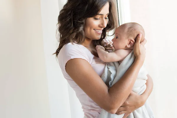 Woman with newborn baby — Stock Photo, Image