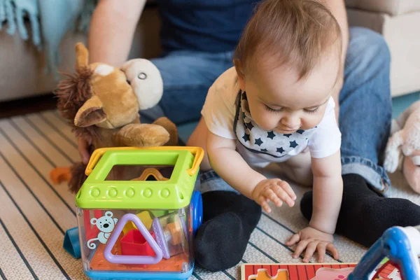 Father playing with baby — Stock Photo, Image