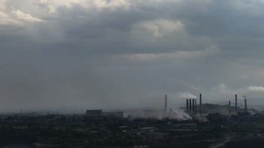 Sigara santral timelapse bulutlar