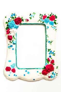 Beyaz arka plan üzerinde izole vintage kaymak gibi çerçeve