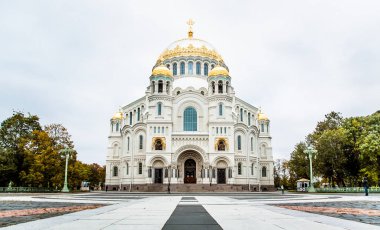 Kronstadt katedralde St. Nicolas Sea