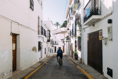 erkek halklardan sokaklarında sürme