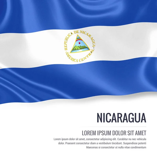 Bandeira da Nicarágua. Bandeira de seda da Nicarágua acenando em um fundo branco isolado com a área de texto branco para sua mensagem de anúncio. Renderização 3D . — Fotografia de Stock