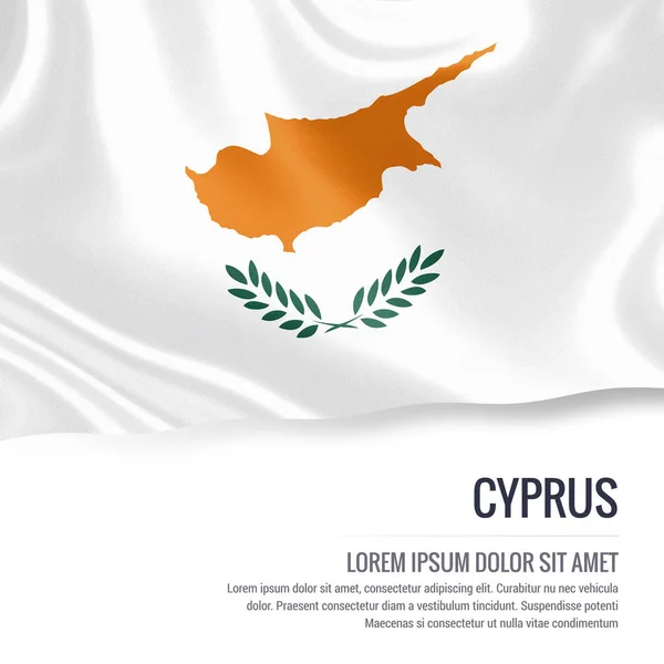 Прапор Кіпру. Шовковистою Прапор Кіпру махав на ізольованих біле тло з області на білий текст оголошення повідомлення. 3D-рендерінг. — стокове фото