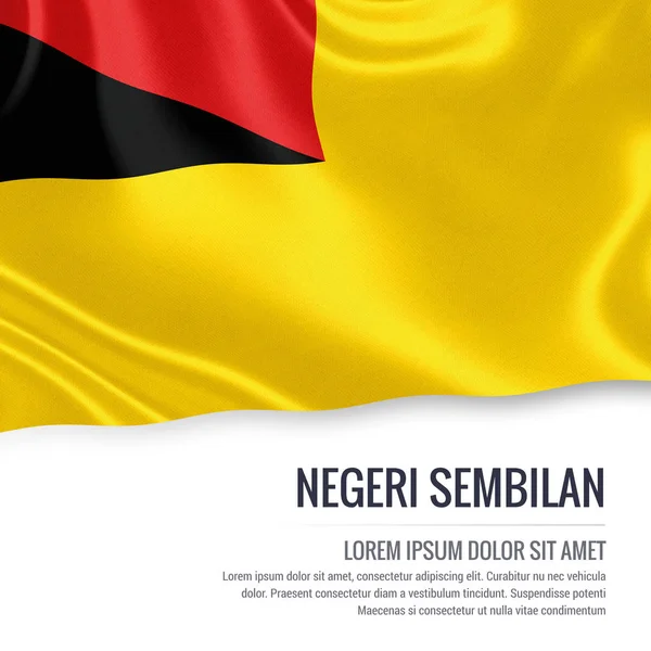 Negeri Sembilan flagga. Flagga av malaysiska staten Negeri Sembilan viftande på en isolerad vit bakgrund. Statliga namn och textområdet för ditt meddelande. 3D illustration. — Stockfoto