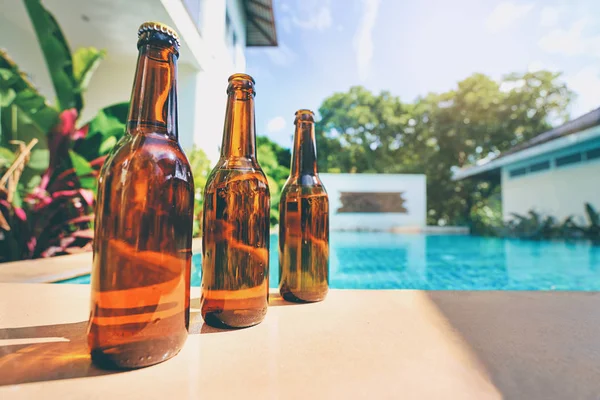 Drei Flaschen Bier — Stockfoto