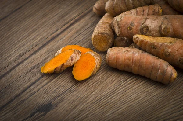 Polvere di curcuma macinata — Foto Stock