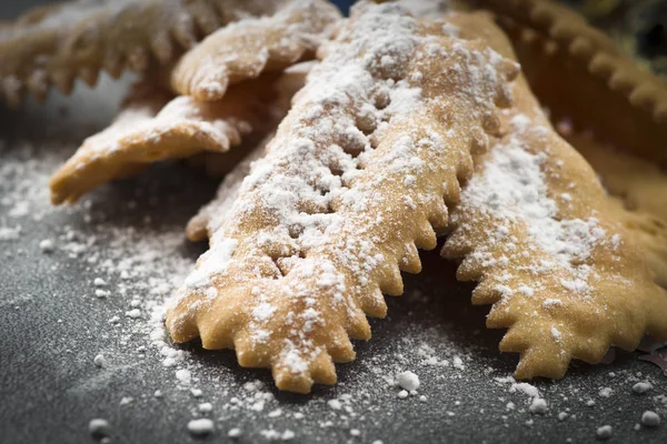 Tipik İtalyan pasta Chiacchere — Stok fotoğraf