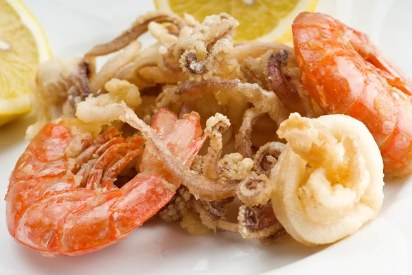 Pesce fritto misto — Foto Stock