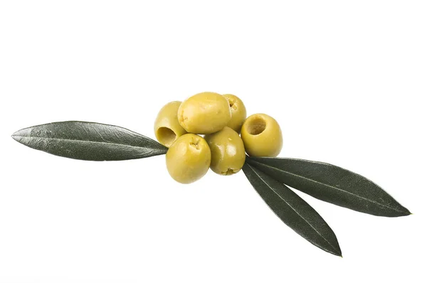 Olives Vertes Dénoyautées Près Sur Blanc — Photo