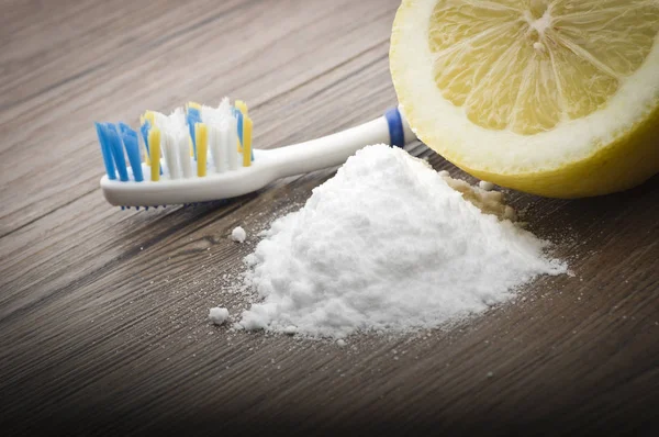 White Teeth Lemon Baking Soda — Stock Photo, Image