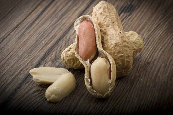 Peanuts Shells Close Wood Table — Stock Photo, Image