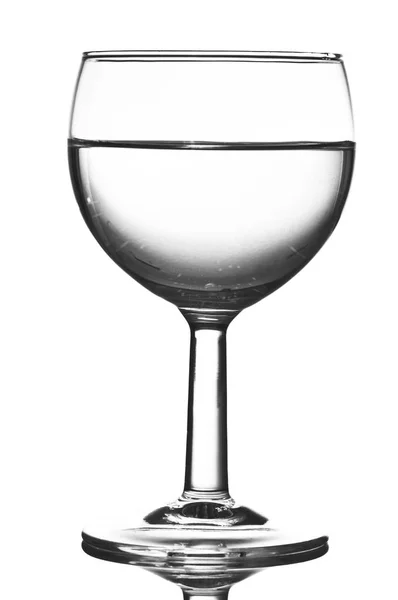 Glas Vatten Den Vita Bakgrunden — Stockfoto