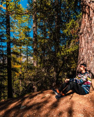 Palu Gölü 'nün İtalya' sı Valmalenco Sondrio Sondrio Sonbaharın ilk günleri