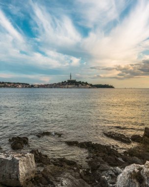Rovinj, Hırvatistan 'ın kuzey Adriyatik Denizi kıyısında bir kenttir. 
