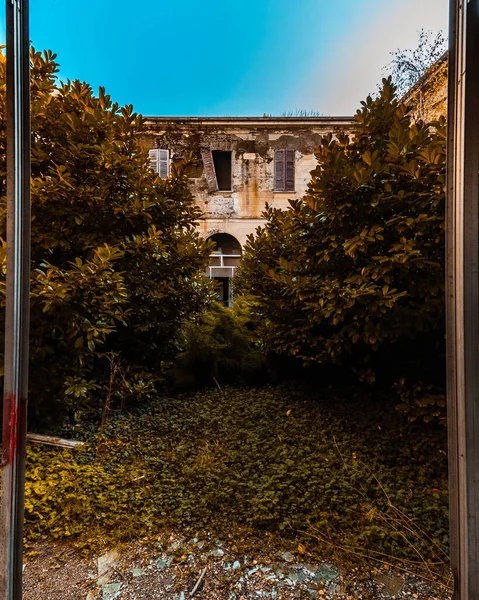 Mombello Lombardy Talya 2019 Sayılı Psikiyatri Hastanesini Terk Etti — Stok fotoğraf