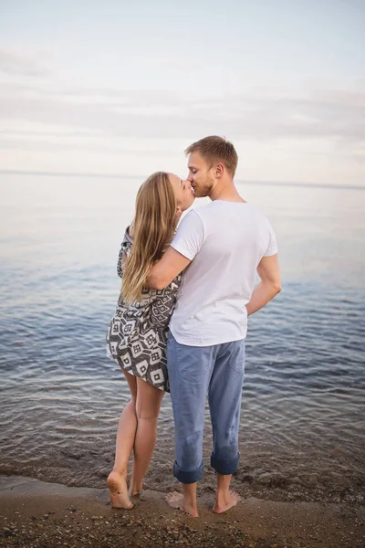 Young beautiful couple — Stock Photo, Image