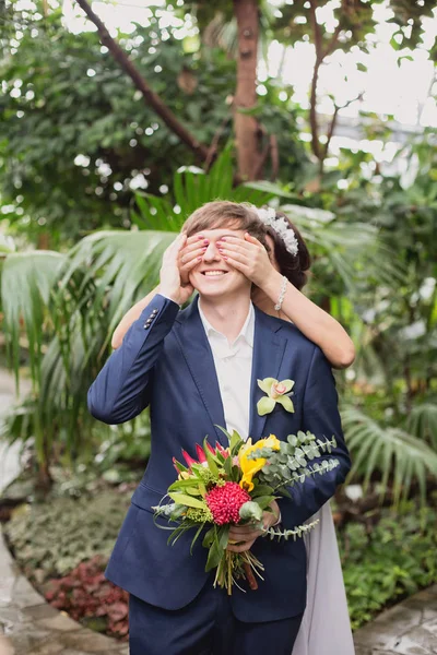 Bellissimo matrimonio tropicale — Foto Stock