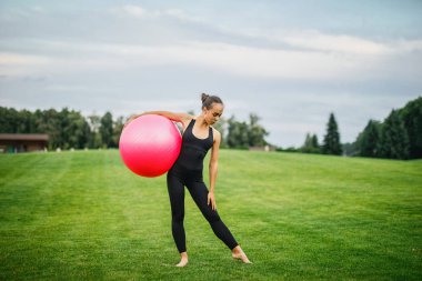 eğitim genç güzel kızdır