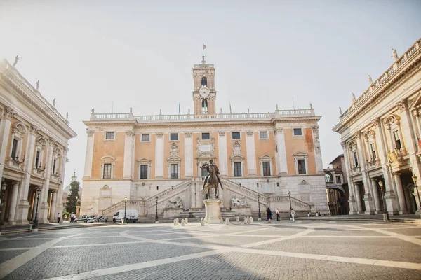 Roma'nın merkezi Piazza del Campidoglio görünümünü