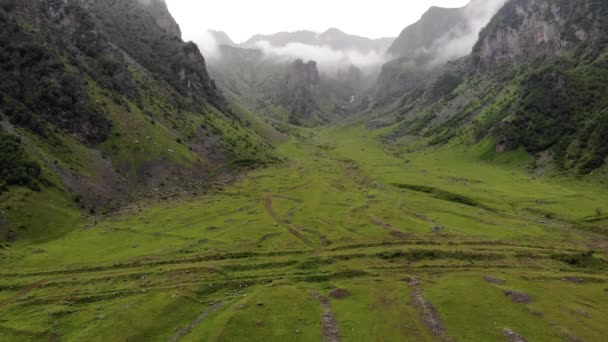 Vista Aérea Hermosas Montañas Verdes — Vídeos de Stock