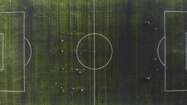 Vista Aérea Campo Fútbol Donde Los Jugadores Entrenan — Vídeos de Stock